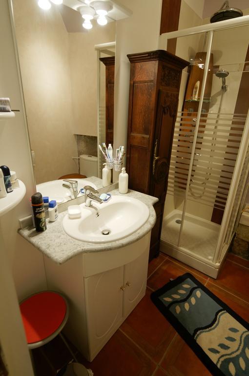 Bed and Breakfast La Carriere Charentilly Zimmer foto