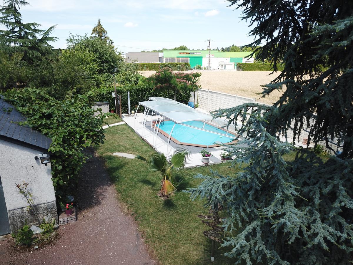 Bed and Breakfast La Carriere Charentilly Exterior foto